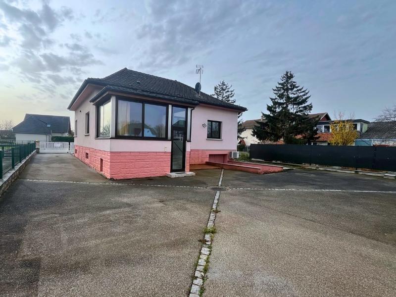 Maison - 97 m² - 4 pièces