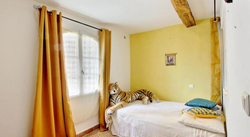 Maison - 102 m² - 5 pièces