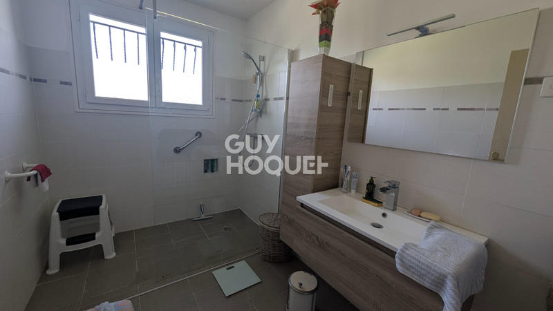 Maison - 168 m² - 8 pièces