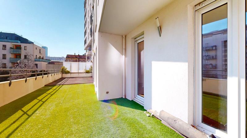 Appartement - 204 m² - 5 pièces