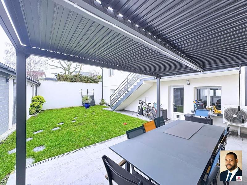 Maison - 146 m² - 6 pièces