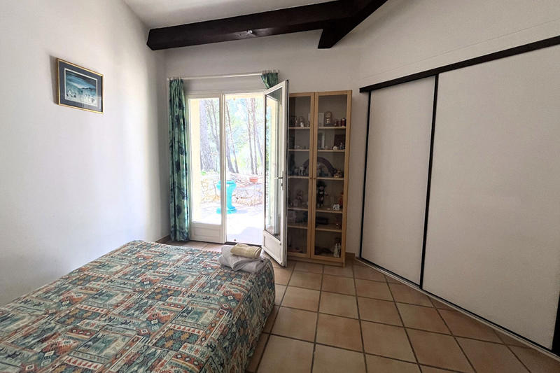 Maison - 257 m² - 10 pièces