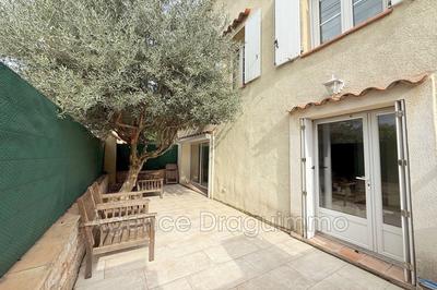 Maison de ville - 100 m² - 4 pièces