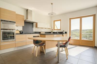 Maison - 222 m² - 9 pièces