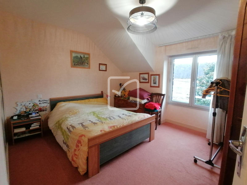 Maison - 142 m² - 7 pièces