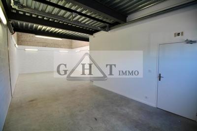 Entrepôt - 125 m²