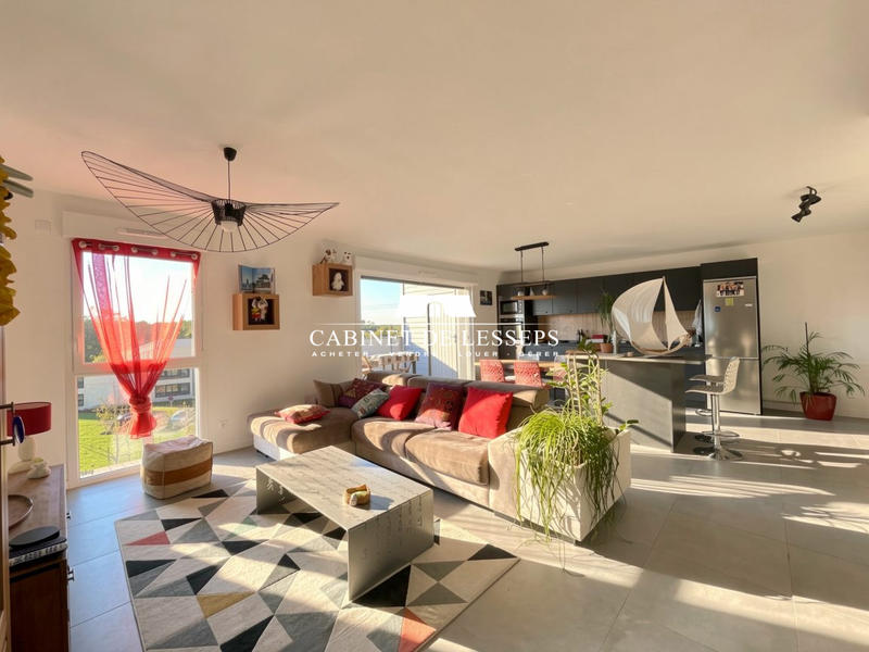 Appartement - 83 m² - 3 pièces