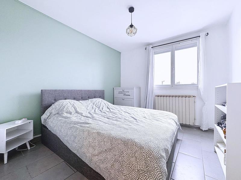 Appartement - 67 m² - 5 pièces