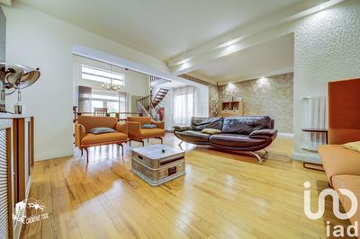 Maison - 190 m² - 6 pièces