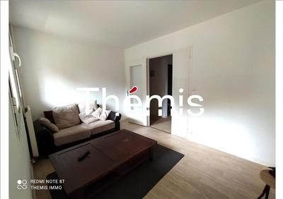Appartement - 81 m² - 5 pièces