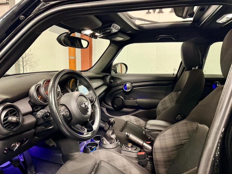 Mini Cooper 1.5 136ch 5 portes / Toit Ouvrant