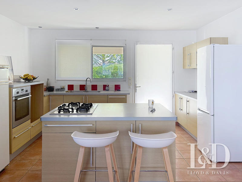 Maison contemporaine - 141 m² - 4 pièces