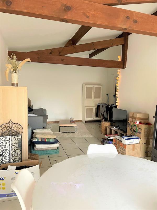 Maison - 142 m² - 9 pièces