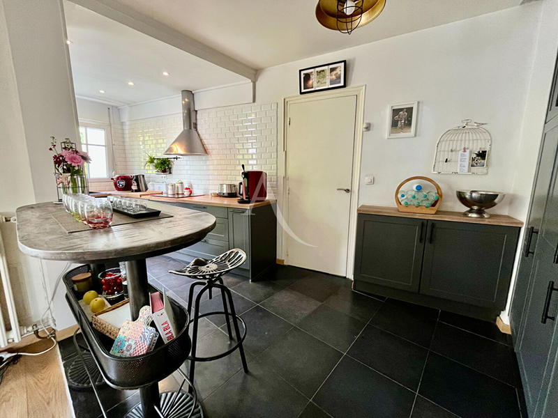 Maison - 149 m² - 7 pièces