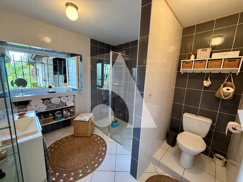 Maison - 110 m² - 4 pièces