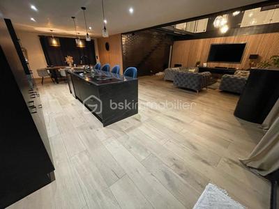 Immeuble - 240 m² - 6 pièces