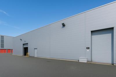 Entrepôt - 2 230 m²