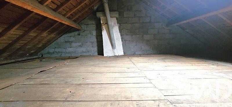 Maison - 85 m² - 5 pièces