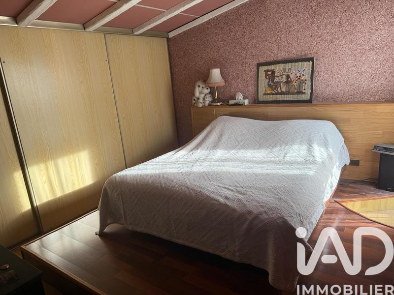 Maison - 97 m² - 5 pièces