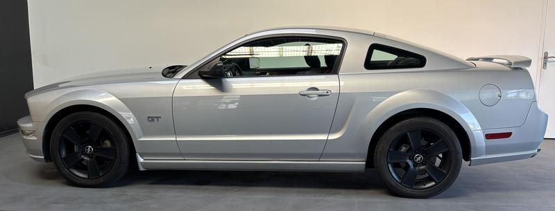 Ford Mustang Gt Coupe 4.6 V8 305