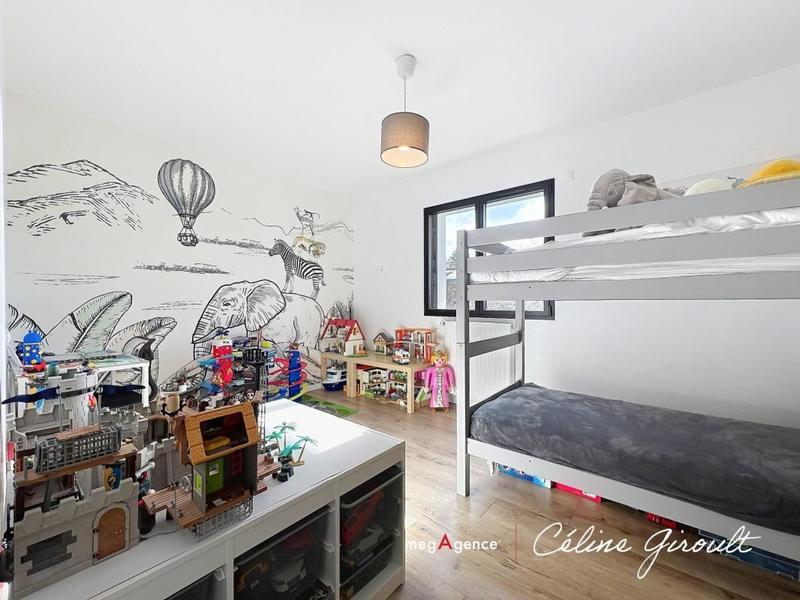 Maison - 283 m² - 11 pièces