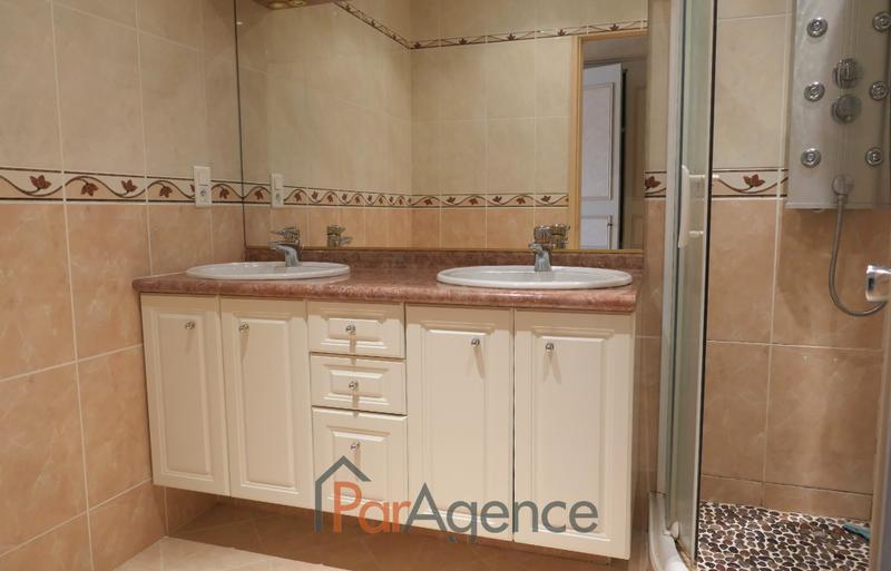 Maison - 146 m² - 7 pièces