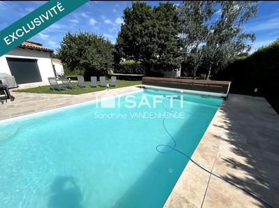Villa - 232 m² - 10 pièces