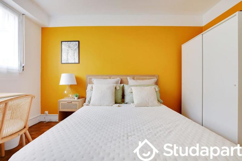 Chambre - 11 m² - 1 pièce