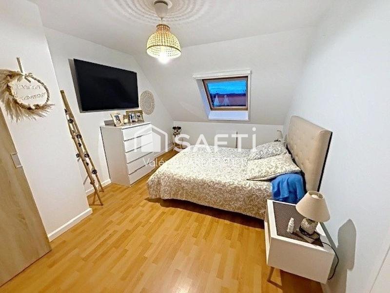 Maison - 140 m² - 5 pièces