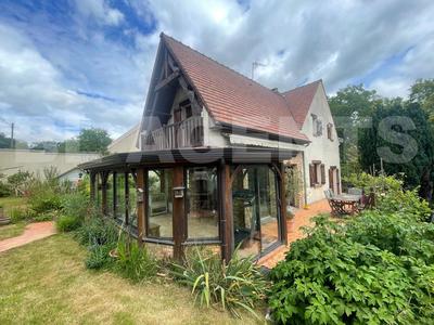 Maison - 193 m² - 6 pièces