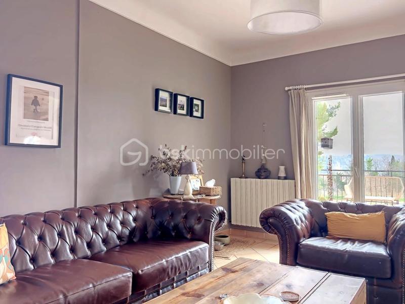 Mas - 150 m² - 8 pièces