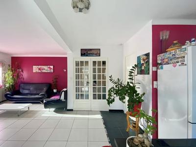 Maison - 110 m² - 6 pièces