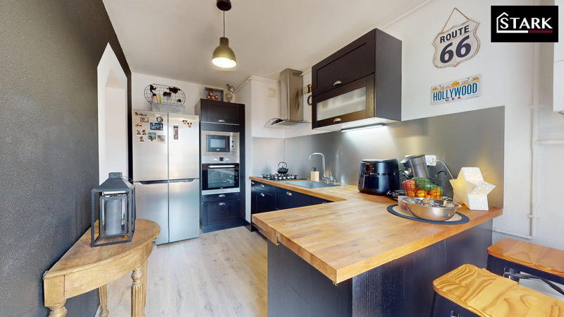 Appartement - 94 m² - 5 pièces