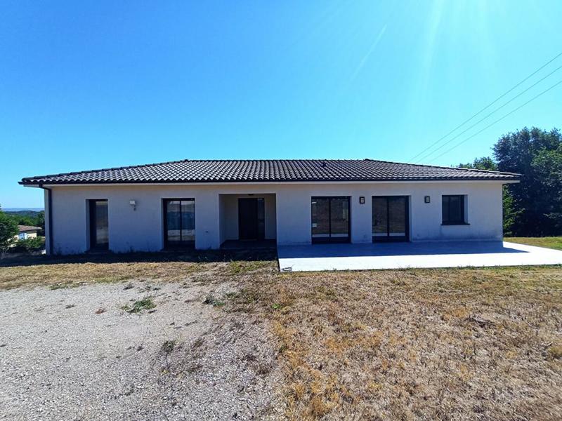 Maison - 195 m² - 6 pièces