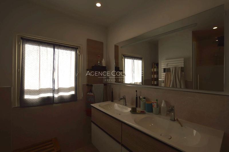 Maison - 183 m² - 8 pièces