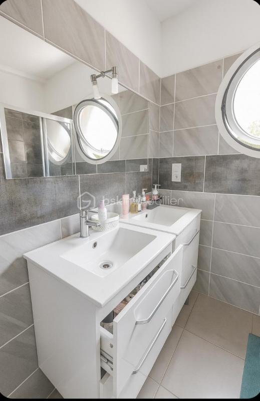 Maison traditionnelle - 120 m² - 6 pièces