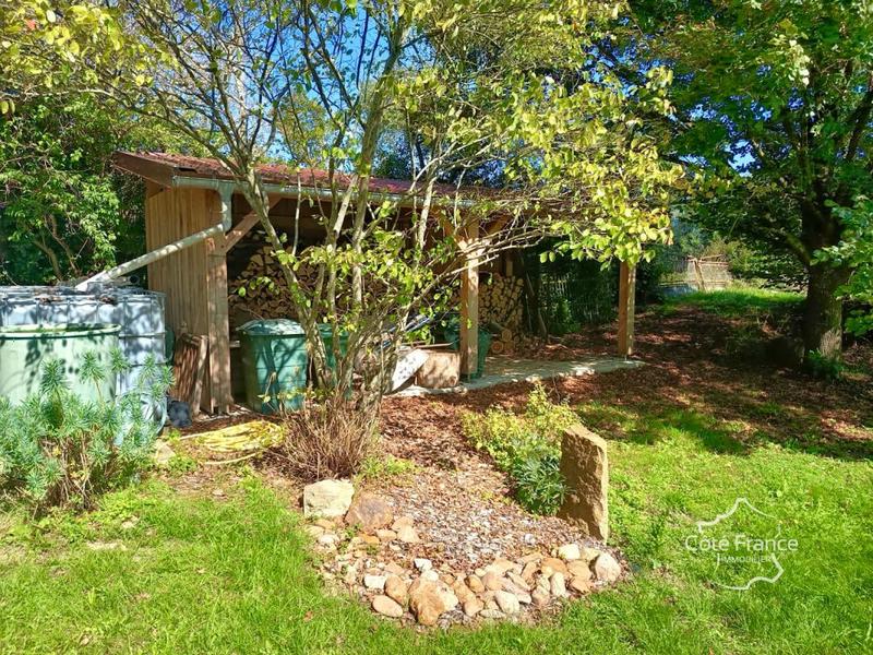 Demeure - 157 m² - 5 pièces