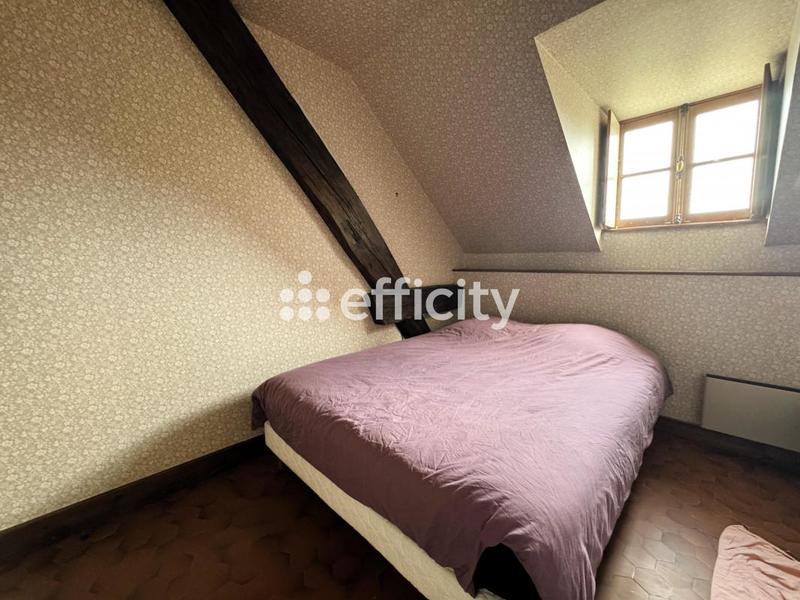 Maison - 215 m² - 8 pièces