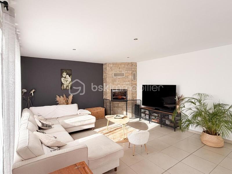 Maison - 166 m² - 7 pièces