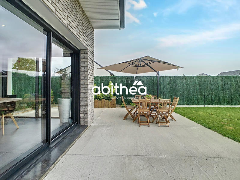 Maison - 137 m² - 6 pièces