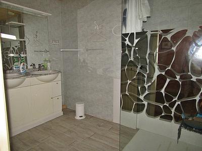 Maison - 189 m² - 8 pièces