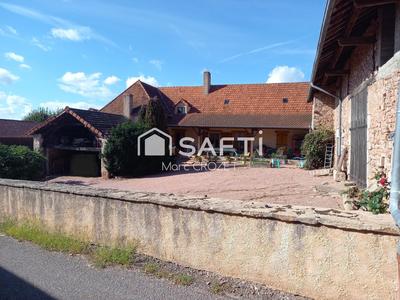 Maison - 138 m² - 6 pièces