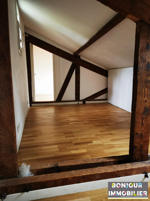 Maison - 104 m² - 4 pièces