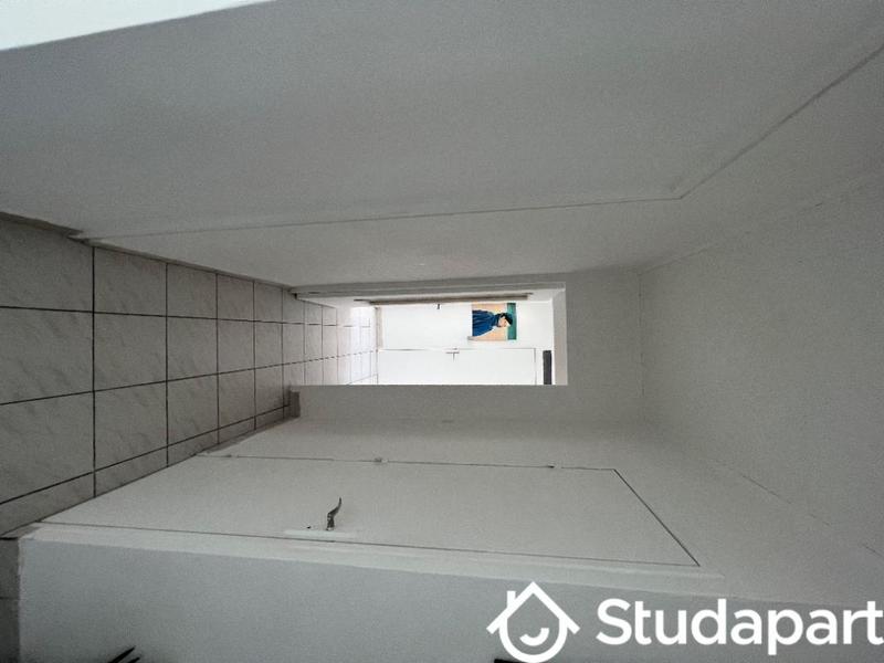 Chambre - 27 m² - 1 pièce