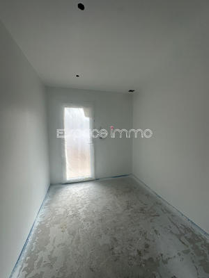 Maison - 121 m² - 4 pièces