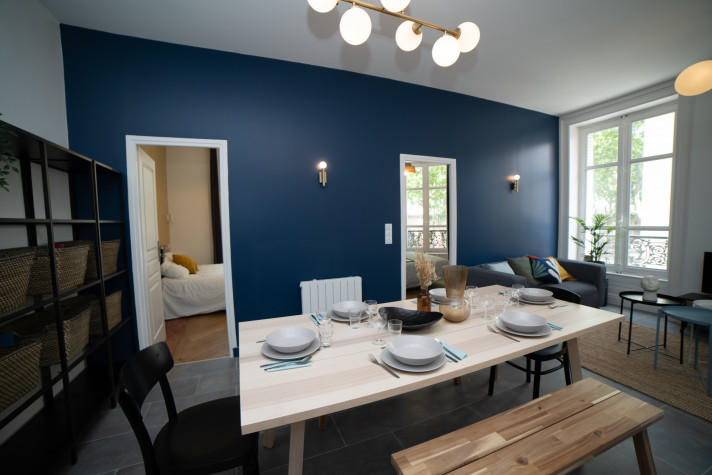 Appartement - 120 m² - 6 pièces