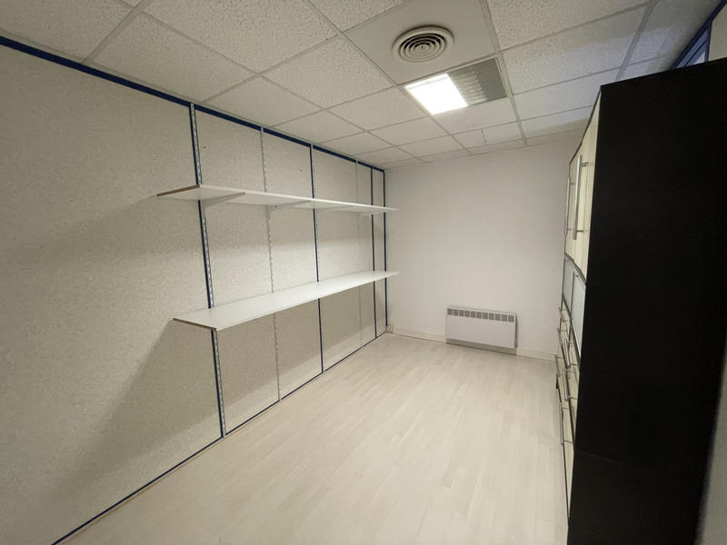 Bureau - 106 m²