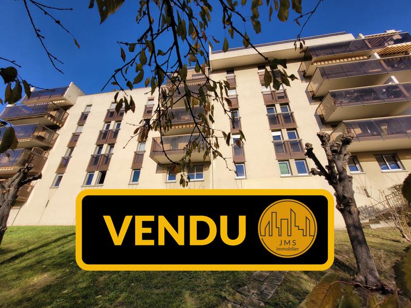 Appartement - 89 m² - 3 pièces