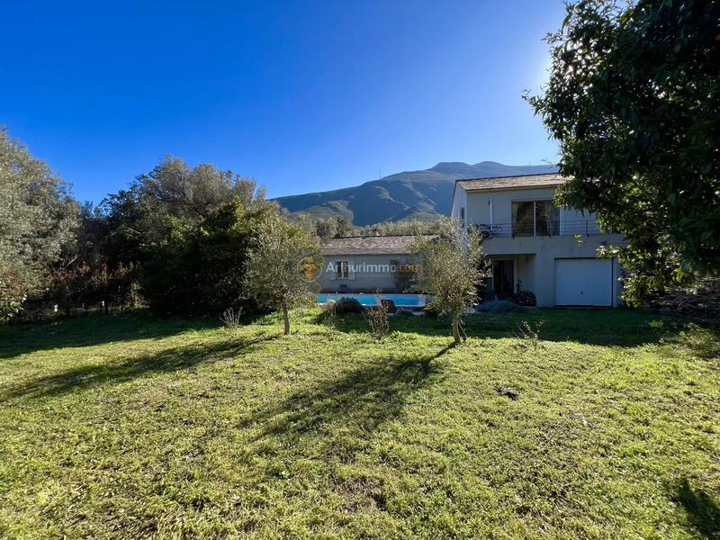 Maison - 136 m² - 4 pièces