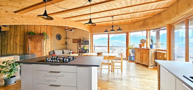 Maison - 161 m² - 7 pièces